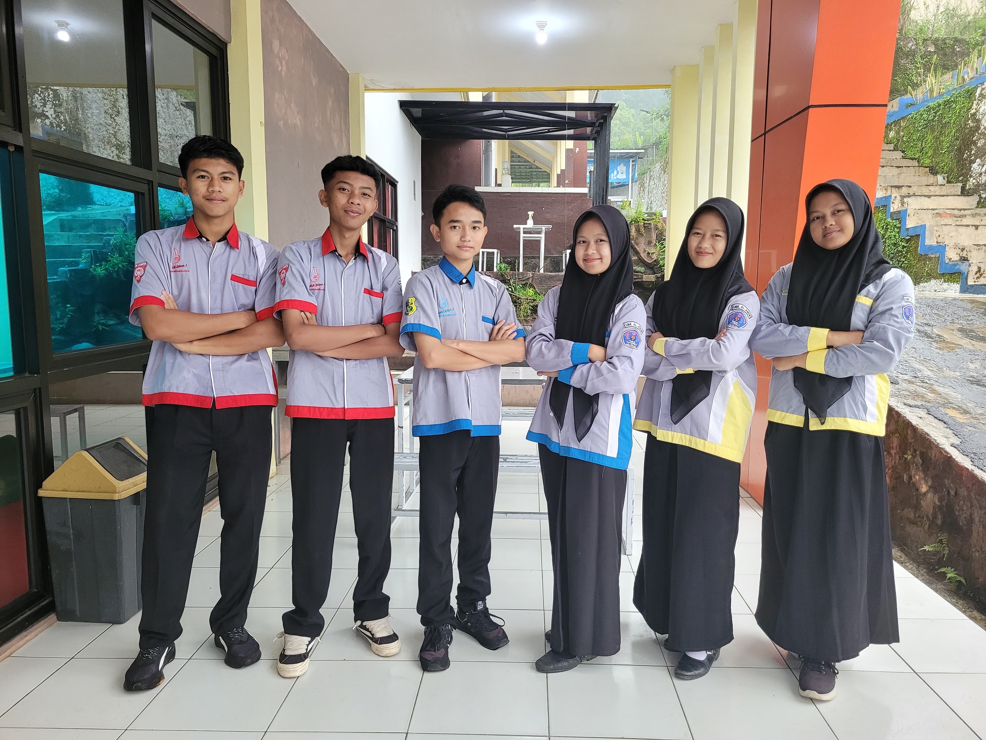 Mewujudkan Lulusan Unggul & Berkarakter Berbasis Industri